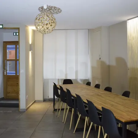 Vandrarhem La Decouverte Petit Dejeuner Offert *