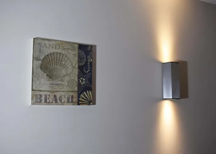 La Decouverte Petit Dejeuner Offert Hostel